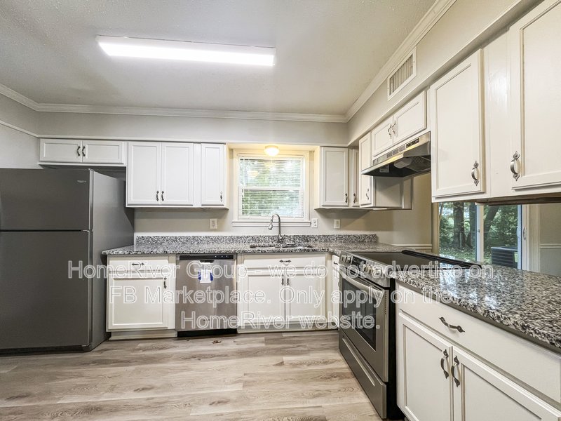 Amazing 3 bedroom 2 bath home! property image