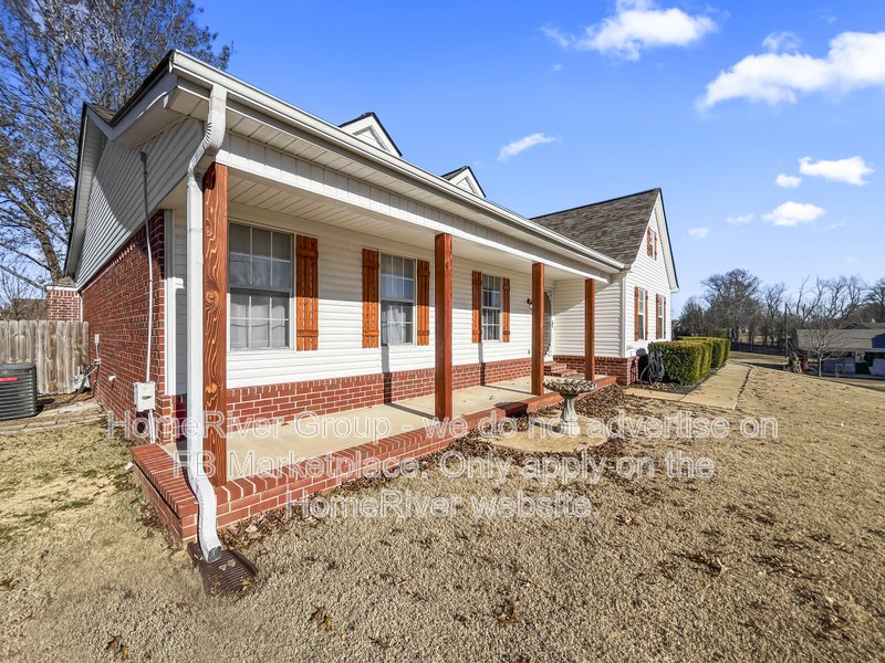 Beautiful Blaydes Estates Home on Over an Acre property image