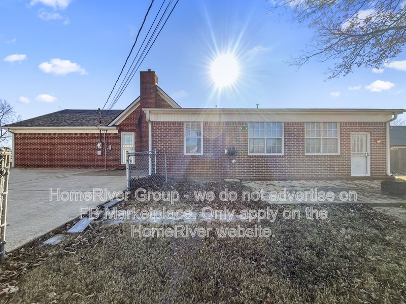 Beautiful Blaydes Estates Home on Over an Acre property image