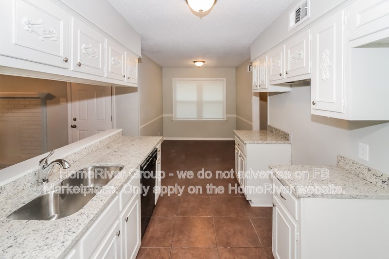 Available Now! Amazing 4 bed 2 bath home! property image