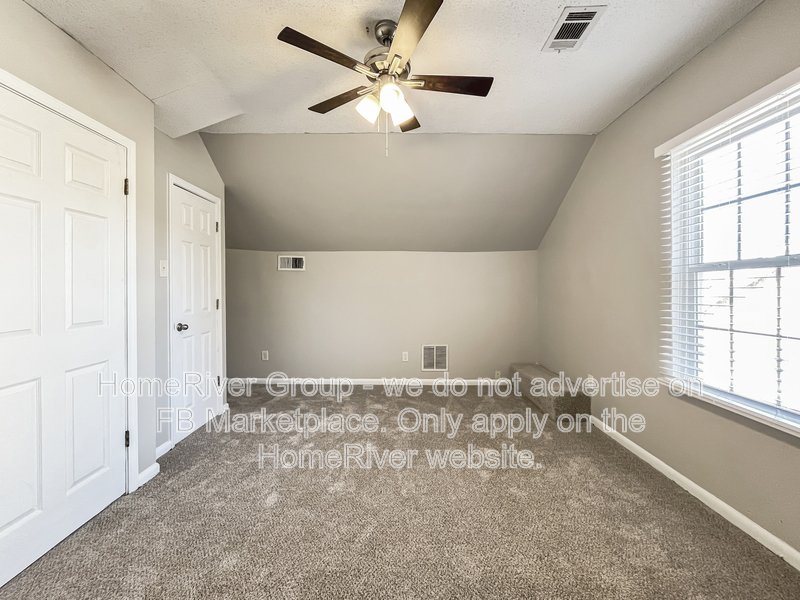 Available Now! Amazing 5 bed 2 bath home! property image