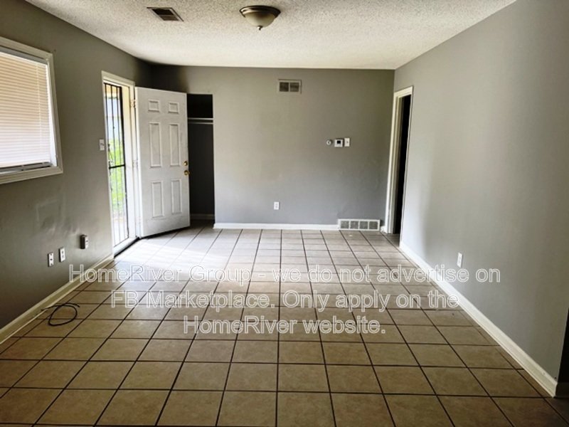 4 BR Memphis Home! Located in Parkway Village property image