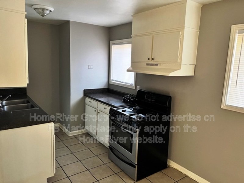 4 BR Memphis Home! Located in Parkway Village property image