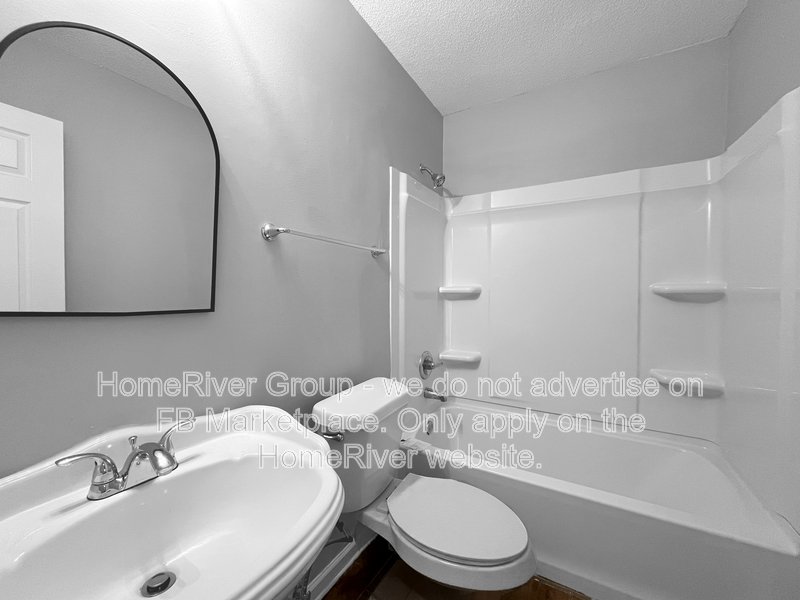 Available Now! Amazing 3 bed 2 bath home! property image