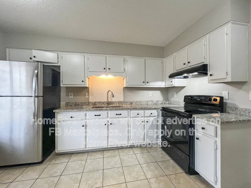 Available Now! Amazing 3 bed 1.5 bath home! property image