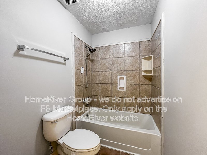 Available Now! Amazing 3 bed 1.5 bath home! property image