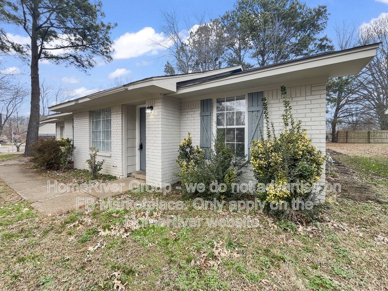 Available Now! Amazing 3 bed 1.5 bath home! property image