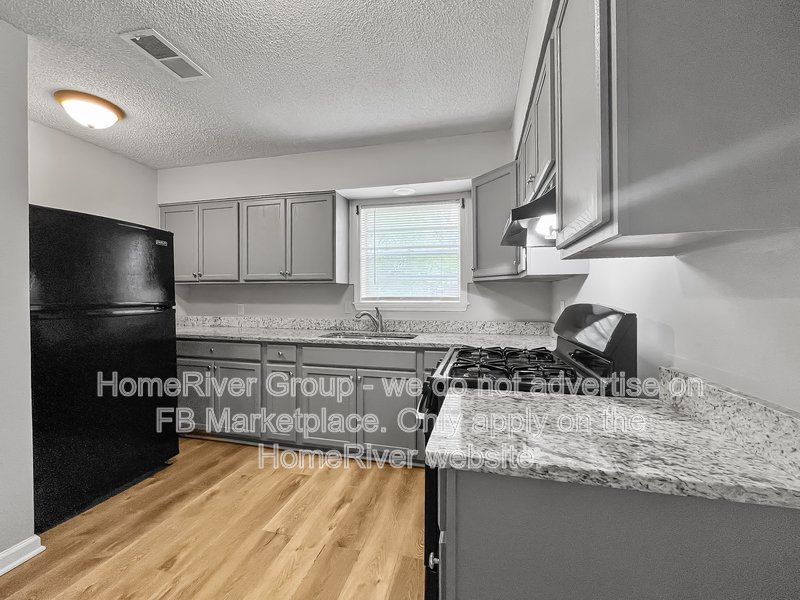 Available Now! Amazing 3 bed 1 bath home! property image