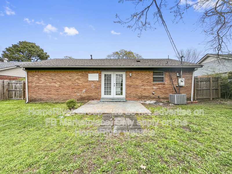 Available Now! Amazing 3 bed 1 bath home! property image