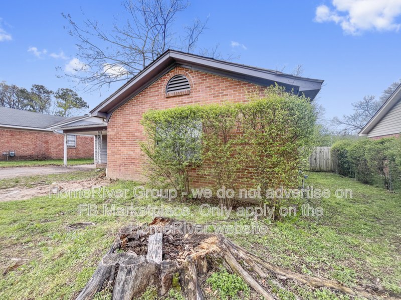 Available Now! Amazing 3 bed 1 bath home! property image