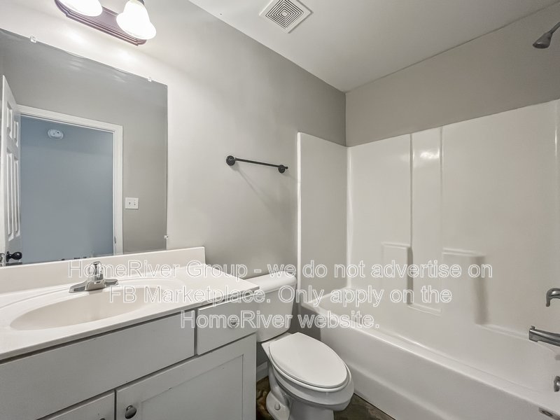 Move-In Ready! 3804 Lake Park Cove, Memphis TN property image