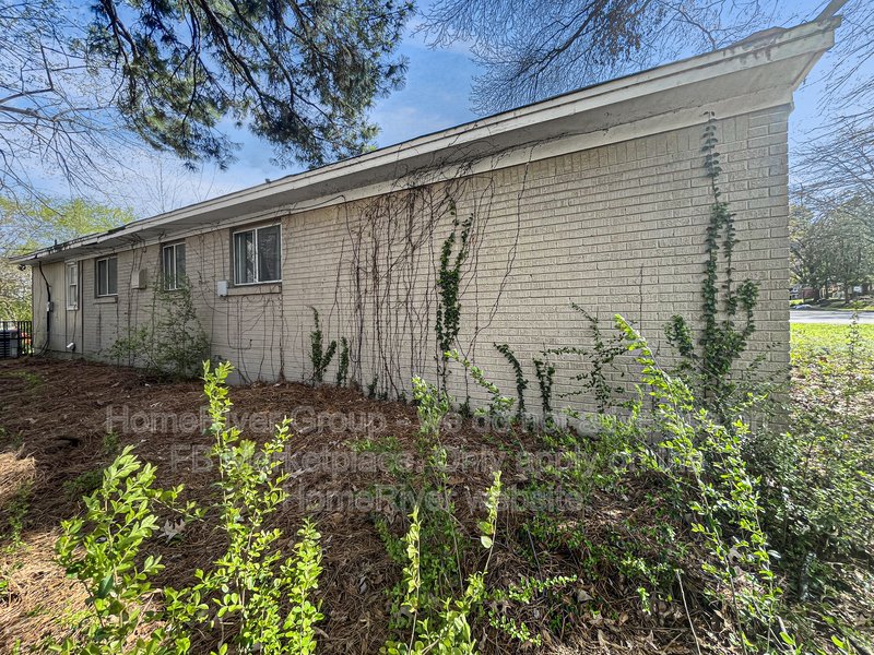 4 BR Memphis Home! Located in Parkway Village property image