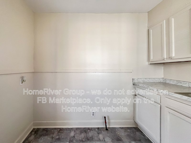 Move-in Ready! Well-kept 2-Bedroom, 1-Bath Duplex property image