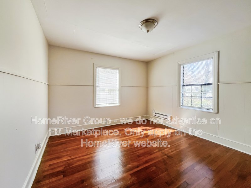 Move-in Ready! Well-kept 2-Bedroom, 1-Bath Duplex property image