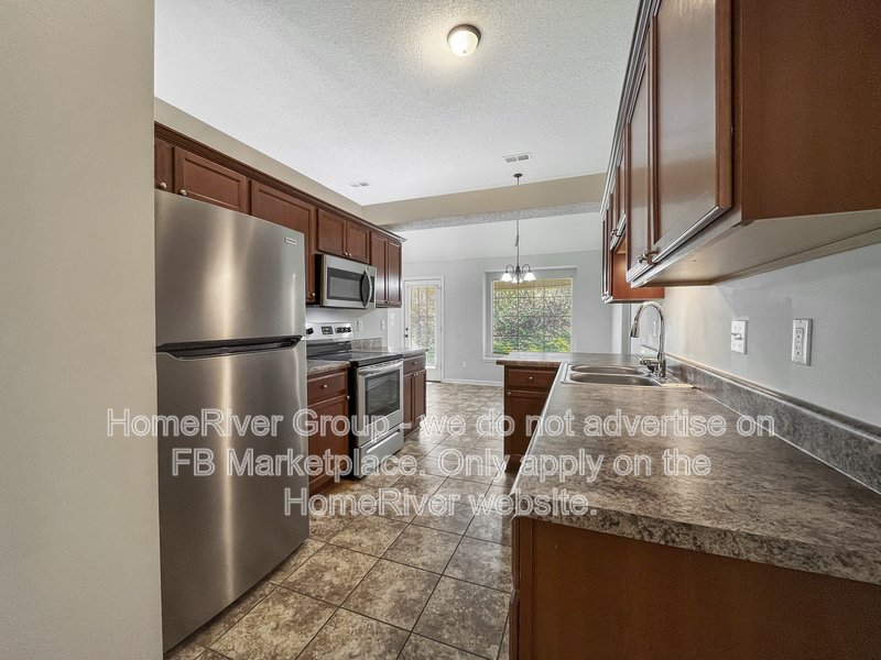 Available Now! Amazing 3 bed 2 bath home! property image