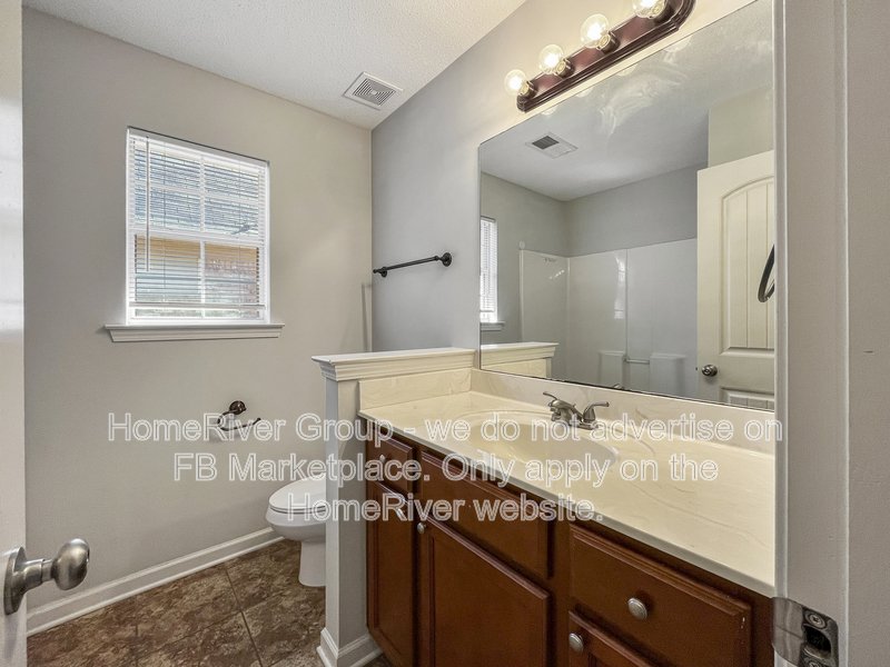 Available Now! Amazing 3 bed 2 bath home! property image