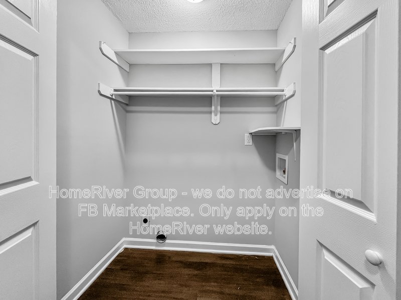 Available Now! Amazing 2 bed 2 bath home! property image