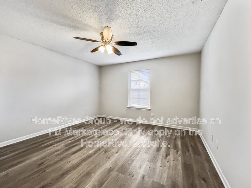 Available Now! Amazing 4 bed 2.5 bath! property image