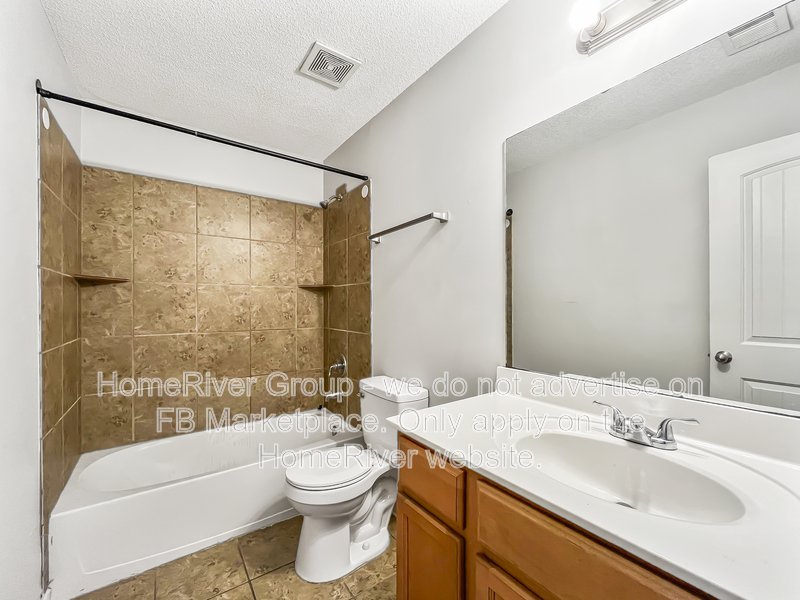 Available Now! Amazing 4 bed 2.5 bath! property image