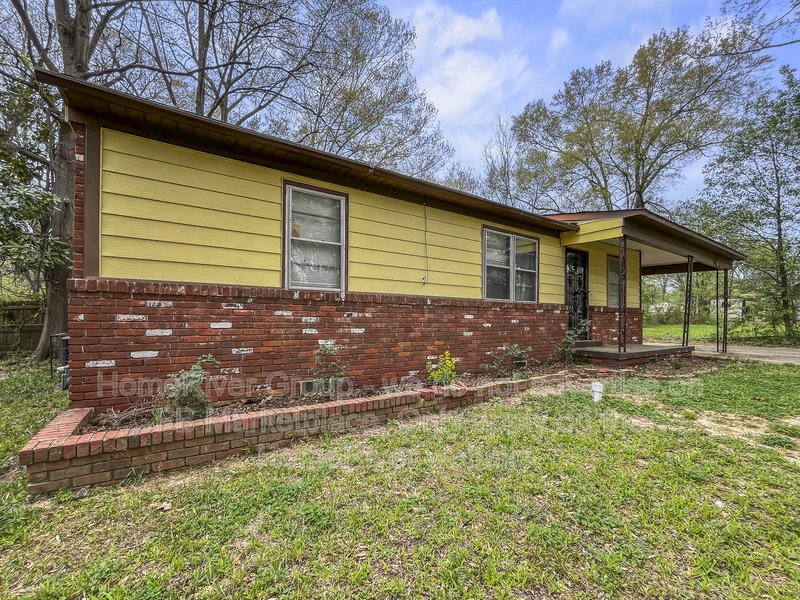Apply today! 5443 Lochinvar Rd Memphis TN property image