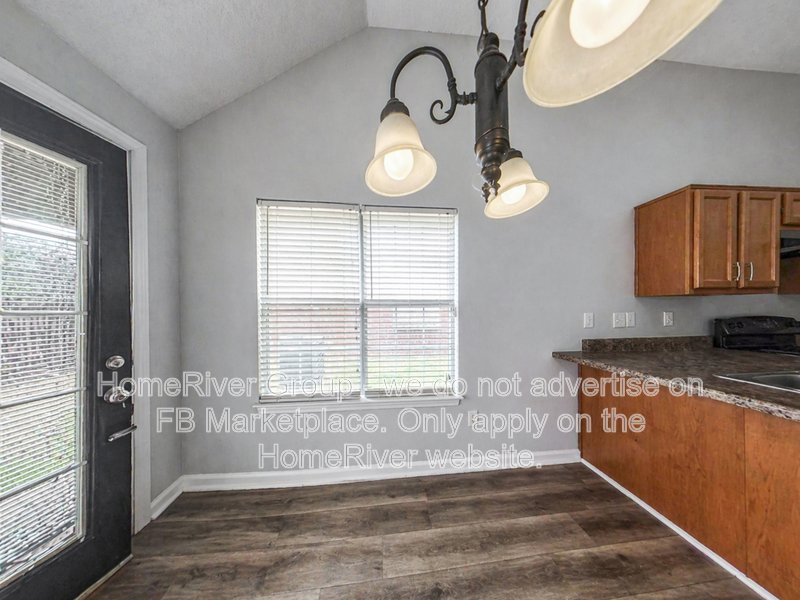 Available Now! Amazing 3 bed 2 bath home! property image