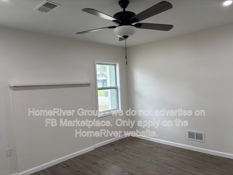 Available - 882 Maple Dr property image