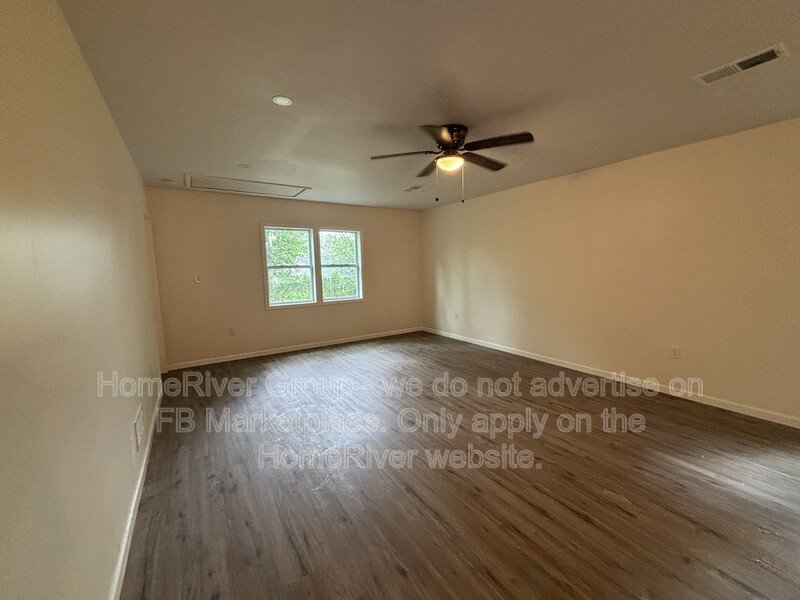 Available - 882 Maple Dr property image