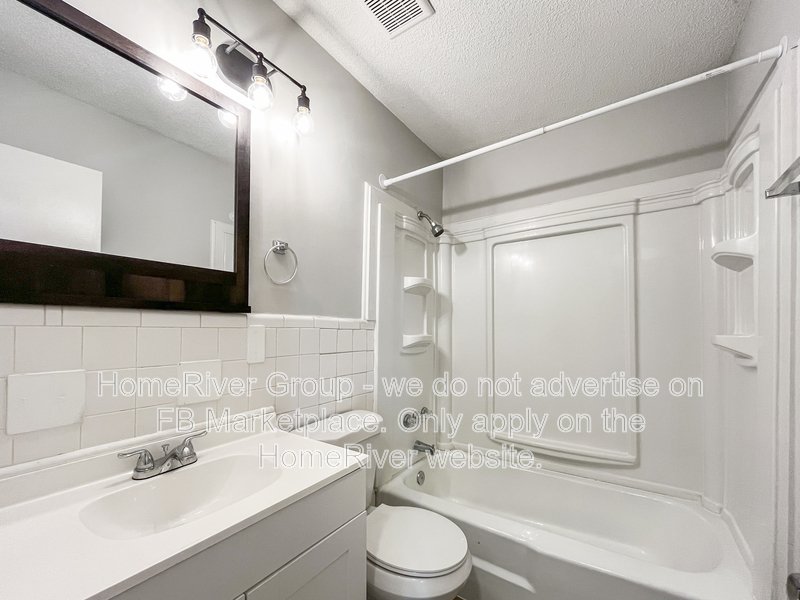 Available Now! Amazing 3 bed 2 bath home! property image