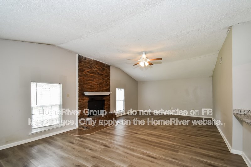 Available Now! Amazing 3 bed 1 bath home! property image