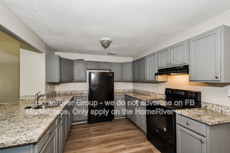 Available Now! Amazing 3 bed 1 bath home! property image