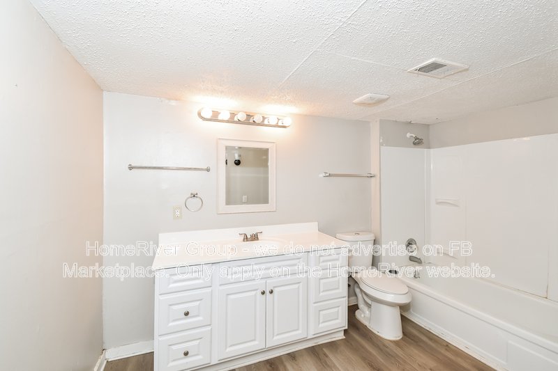 Available Now! Amazing 3 bed 1 bath home! property image