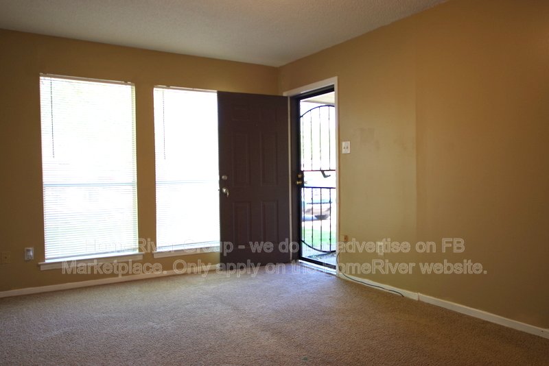 Freshly Updated Pet-Friendly Duplex! property image