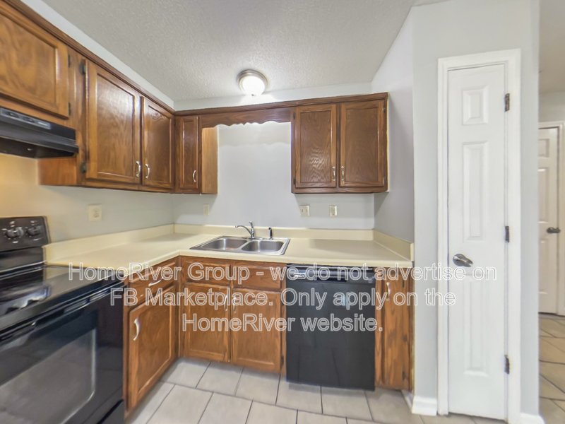 Available Now! Amazing 3 bed 2 bath home! property image