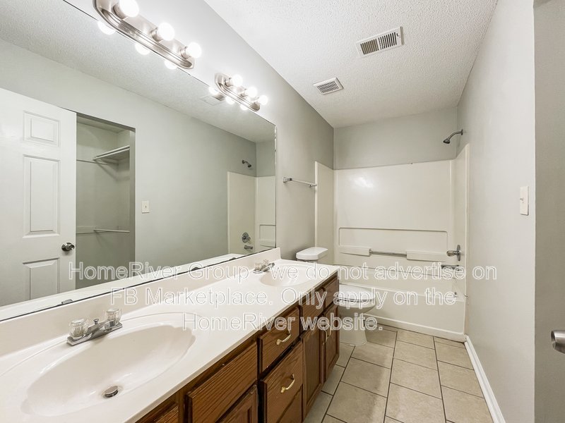 Available Now! Amazing 3 bed 2 bath home! property image