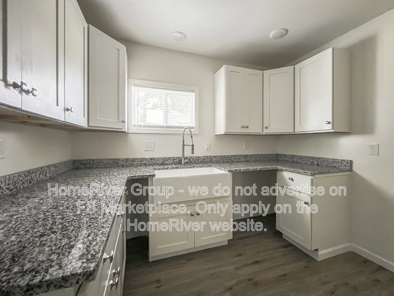 Pet-Friendly | Updated 4 Bedroom | Granite Countertops | LVP Flooring property image