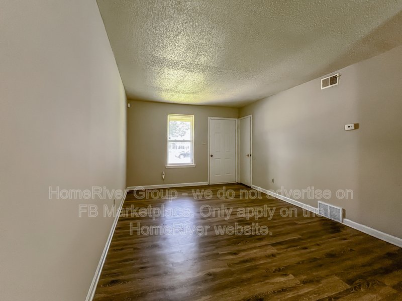 3 Bedroom in Northaven | Section 8 Vouchers Accepted | Fenced Yard property image