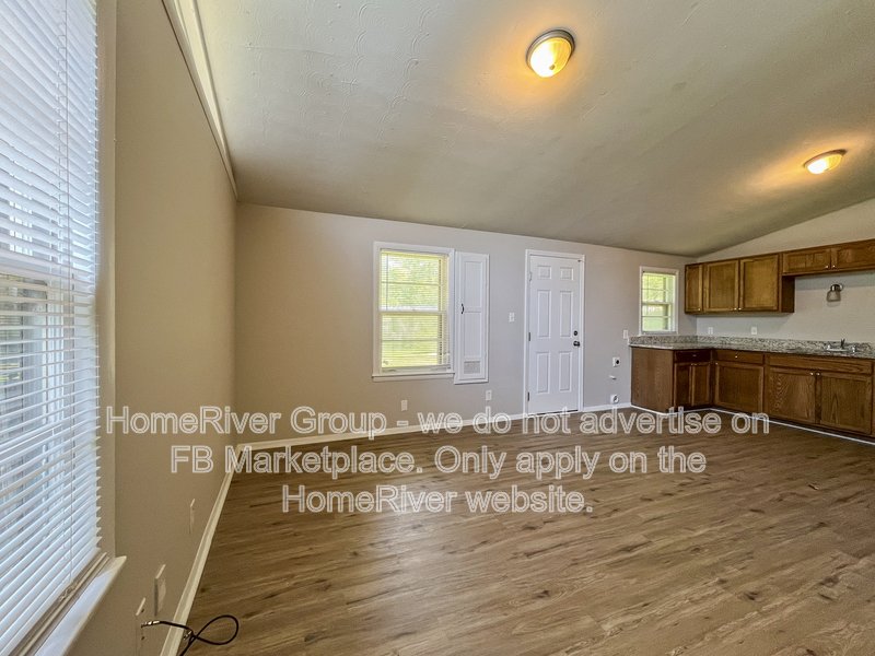 Available Now | Pets Welcome | 3 Beds property image