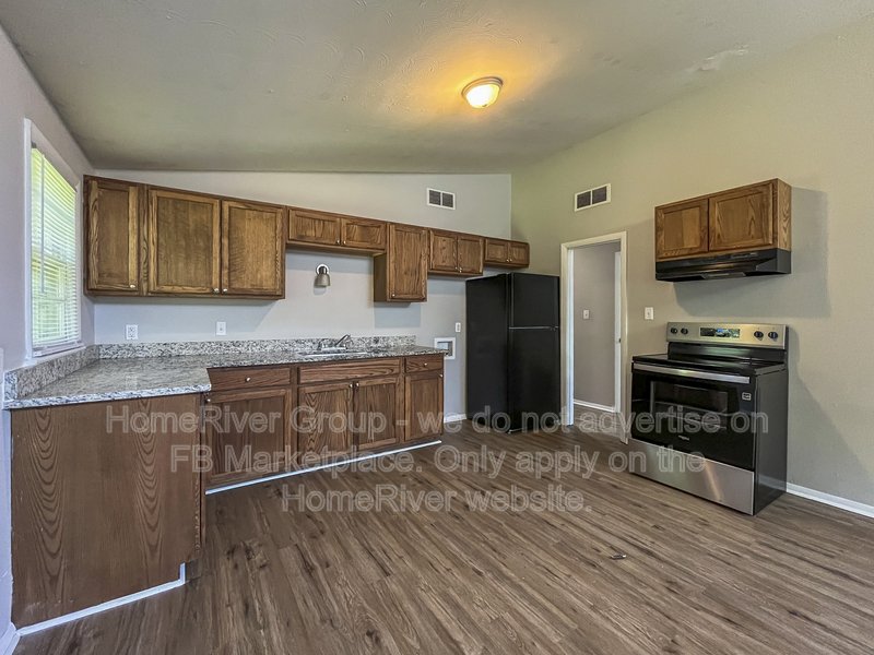 Available Now | Pets Welcome | 3 Beds property image