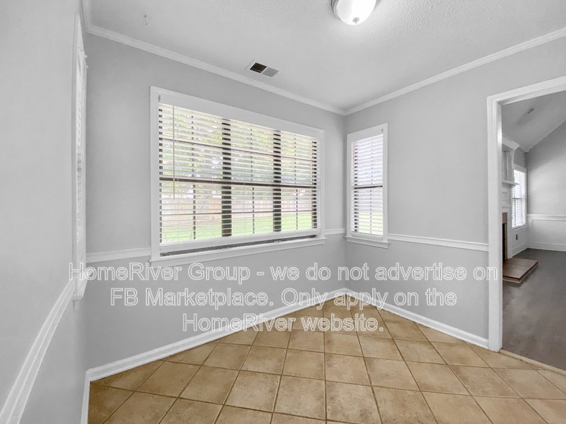 Available Now | Pets Welcome |  2 Car garage | Covered Front Porch property image