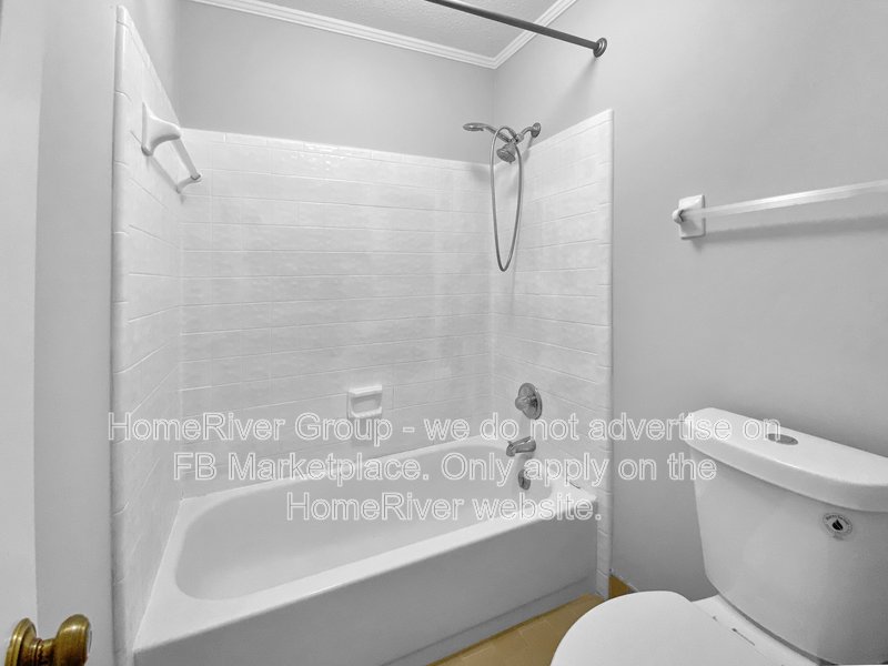 Available Now | Pets Welcome |  2 Car garage | Covered Front Porch property image