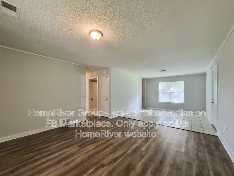 Available Now | Pets Welcome | Covered Fenced Yard property image