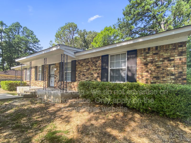 Available Now | Pets Welcome | 3 Beds property image