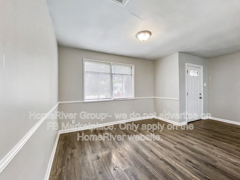 Available Now | Pets Welcome property image