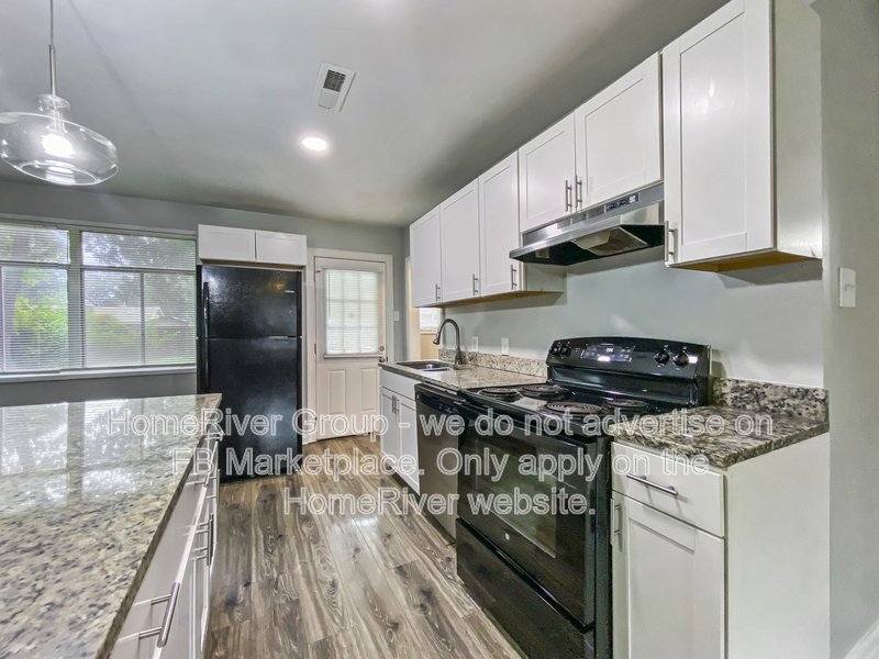 Available Now | Pets Welcome property image