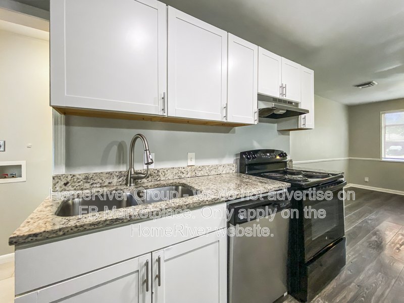 Available Now | Pets Welcome property image