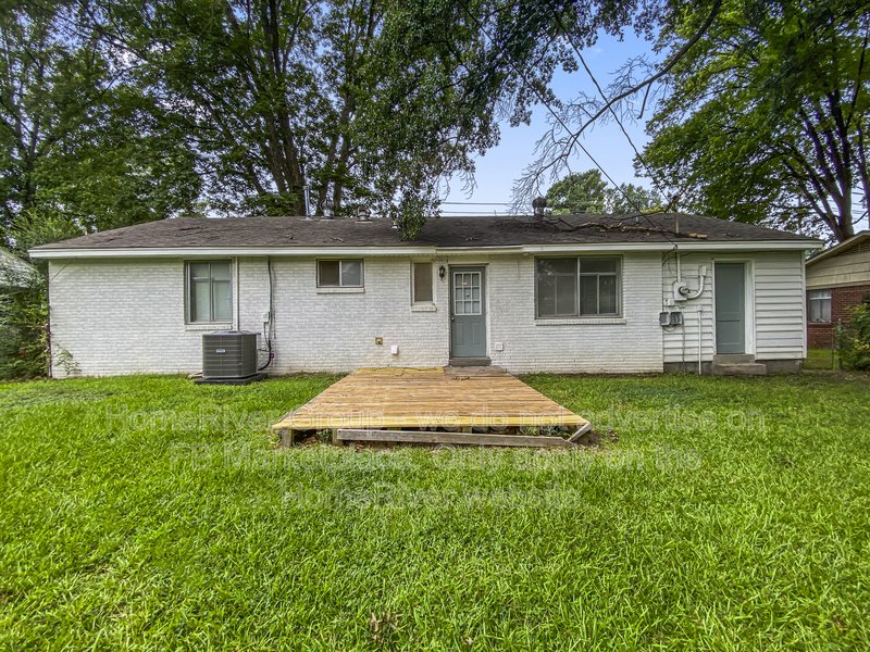 Available Now | Pets Welcome property image