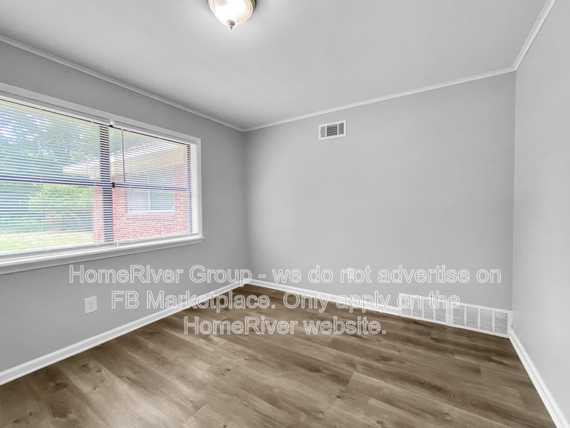 Available Now | Pets Welcome | Fridge Included property image