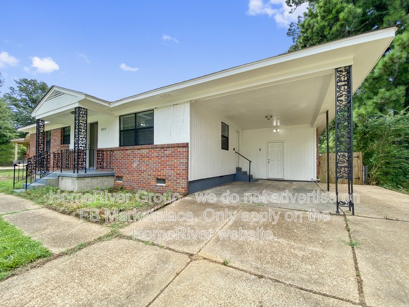 Available Now | Pets Welcome | Fridge Included property image