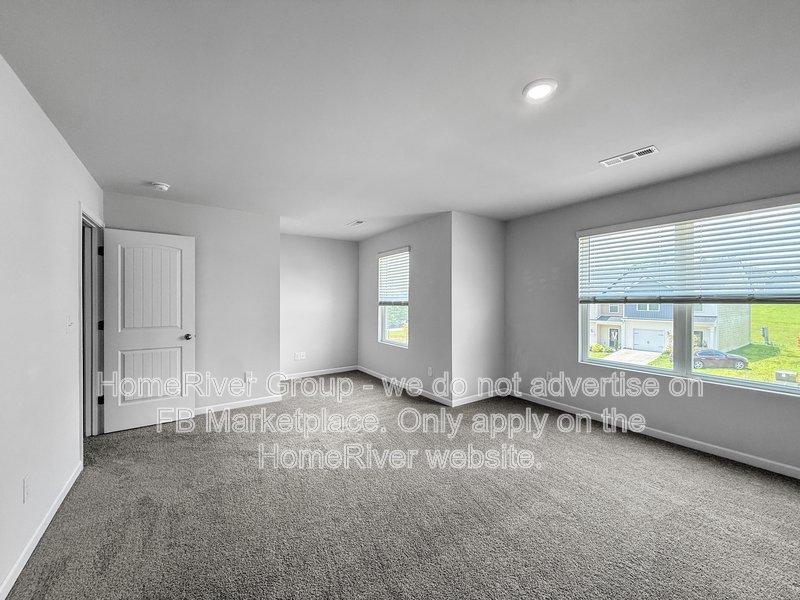 Available Now | Pets Welcome | Attached Garage property image