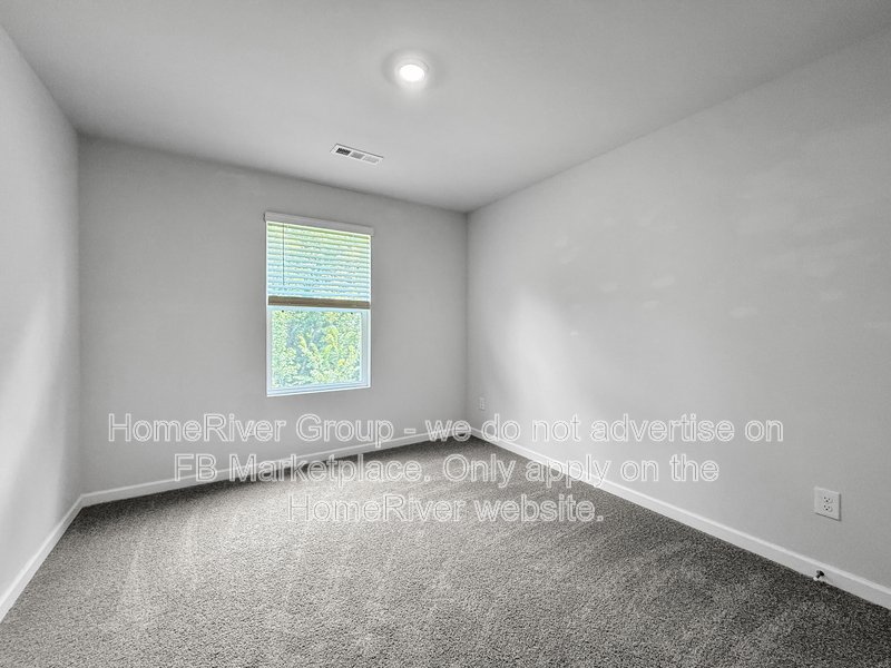 Available Now | Pets Welcome | Attached Garage property image